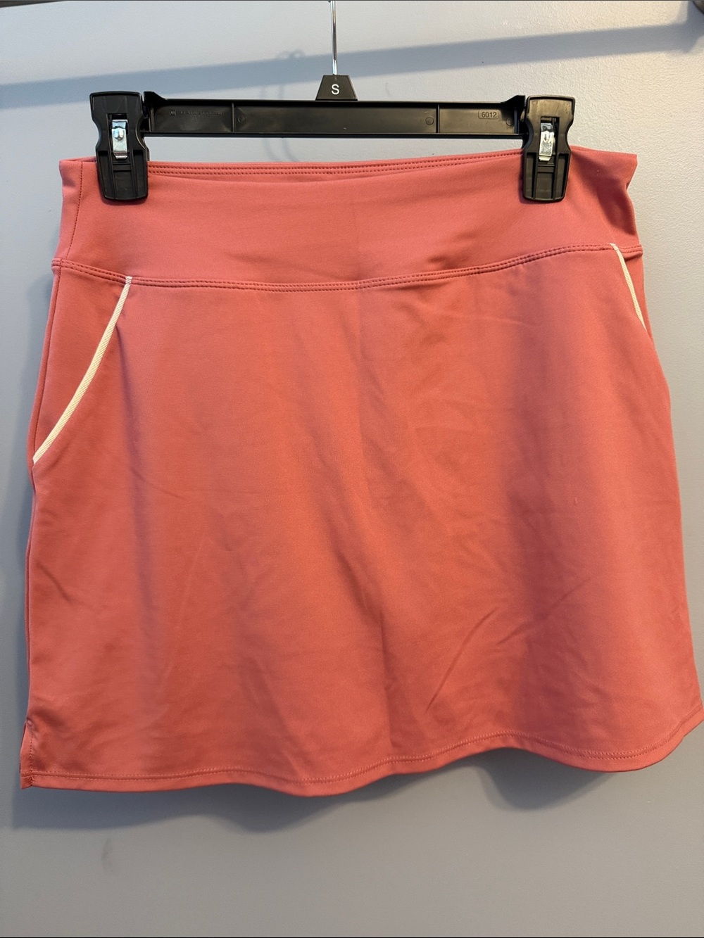 Sigrid Olsen Coral Golf & Tennis Skort with White Trim